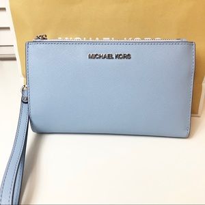 Michael Kors Large Double Zip Wristlet Light Sky